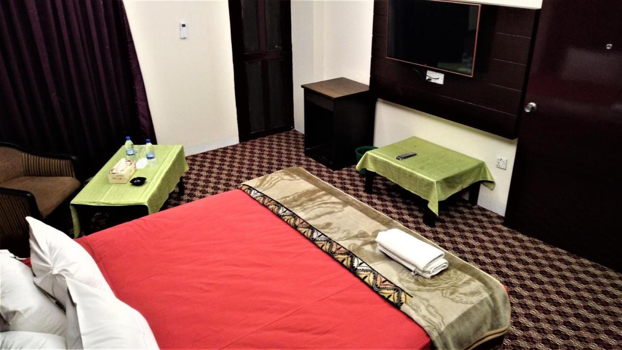 Center Point Apartment Dhaka Eksteriør billede