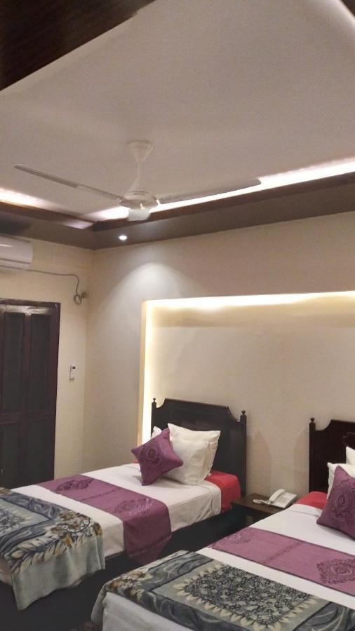Center Point Apartment Dhaka Eksteriør billede