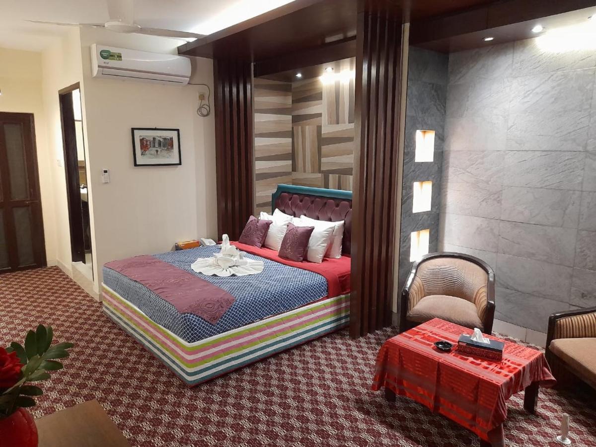 Center Point Apartment Dhaka Eksteriør billede